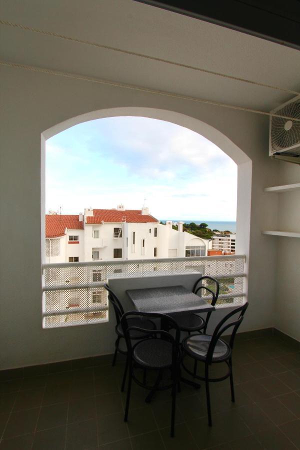 Appartamento Azzurro / Ocean View / 5 Min To Beach Albufeira Kültér fotó