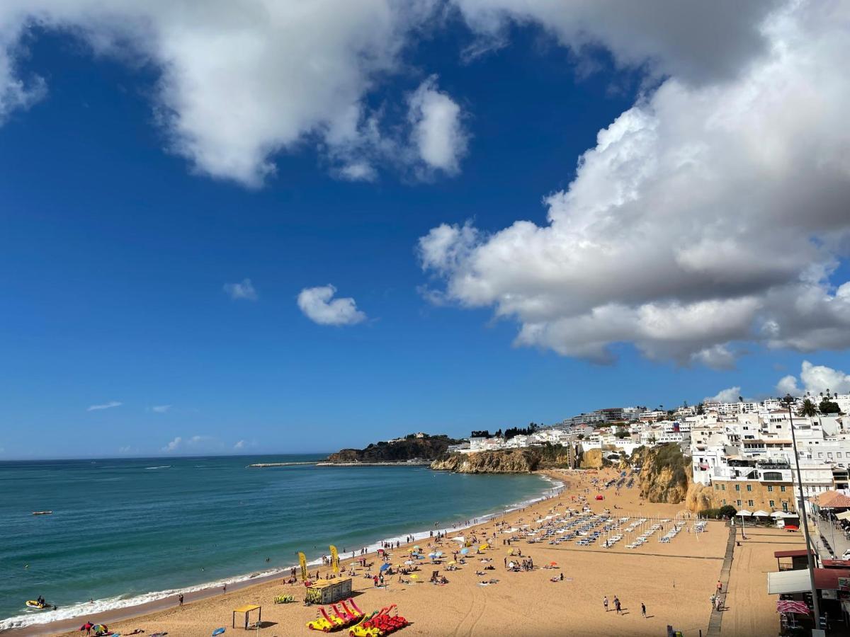 Appartamento Azzurro / Ocean View / 5 Min To Beach Albufeira Kültér fotó